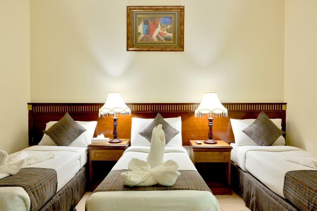 Hayah Taibah Hotel Medina ภายนอก รูปภาพ