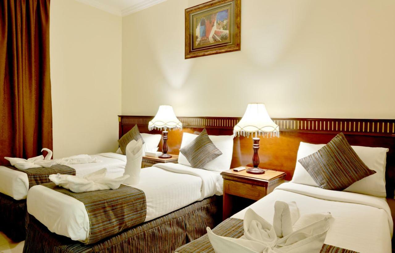 Hayah Taibah Hotel Medina ภายนอก รูปภาพ